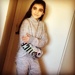 Meet your Posher, Danielle